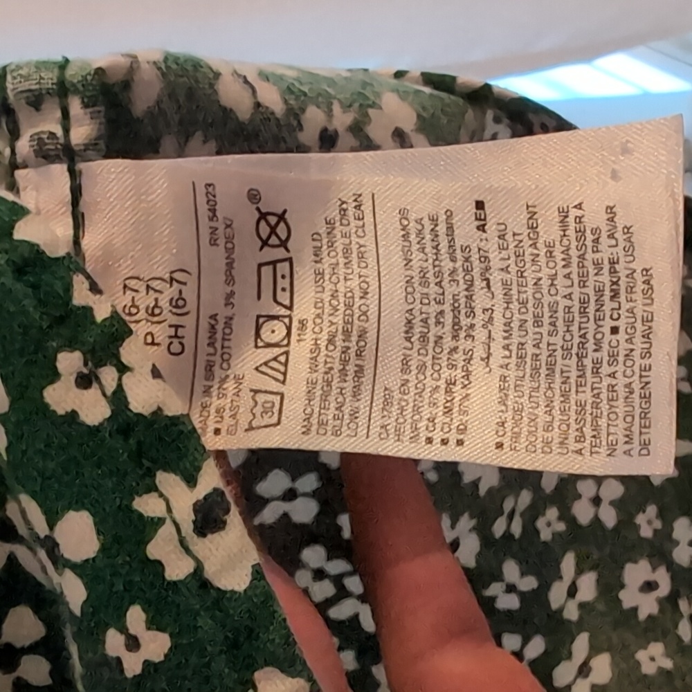 Floral Button Down - Picture 5 of 5